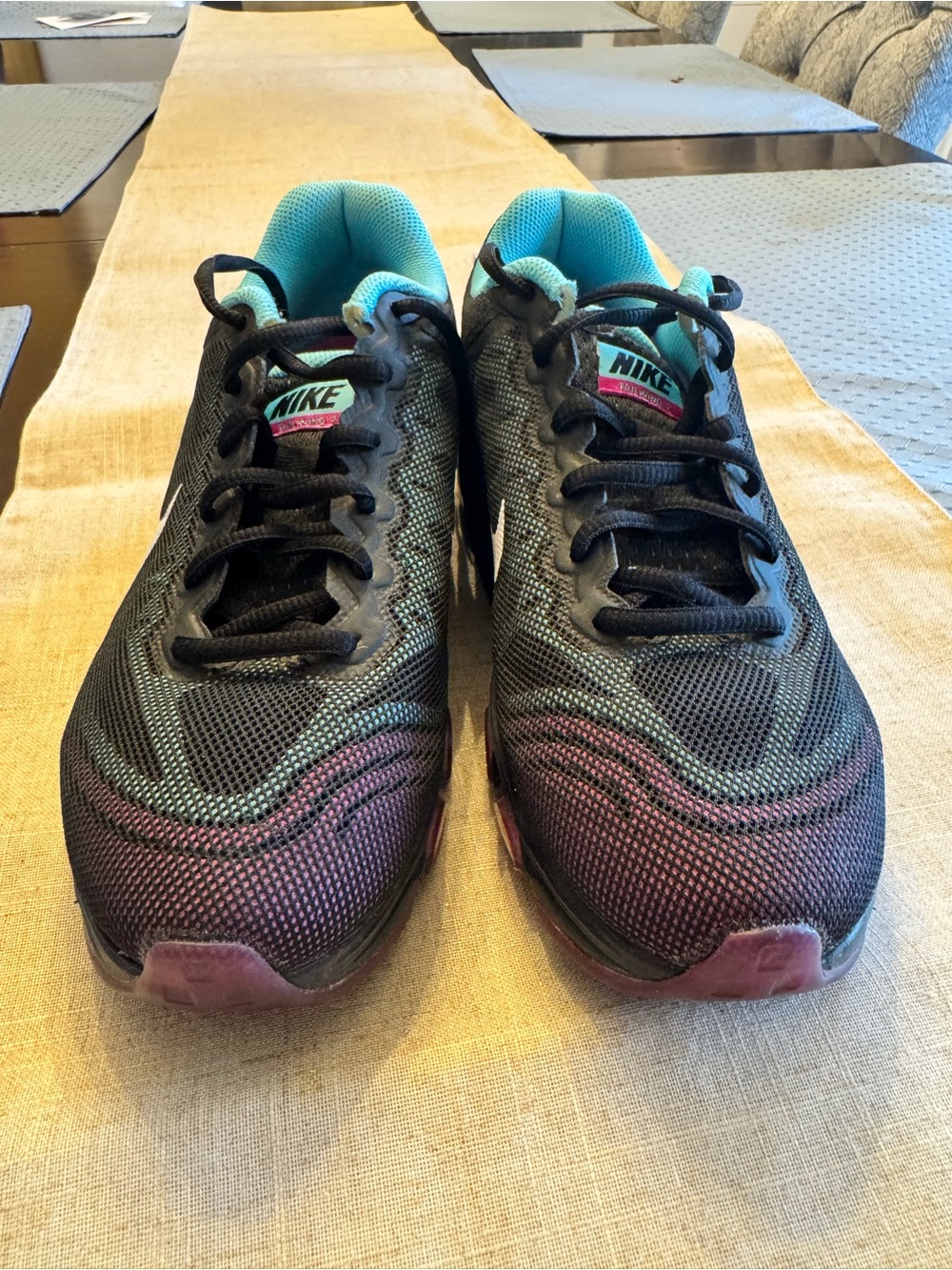 Nike womens max air blue, pink, black - Picture 2 of 6